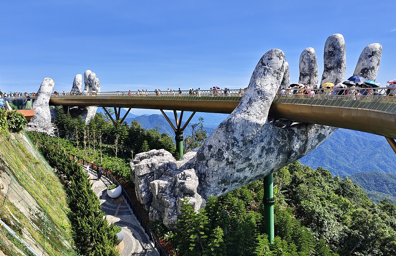 Ba Na Hills Golden Bridge Tour