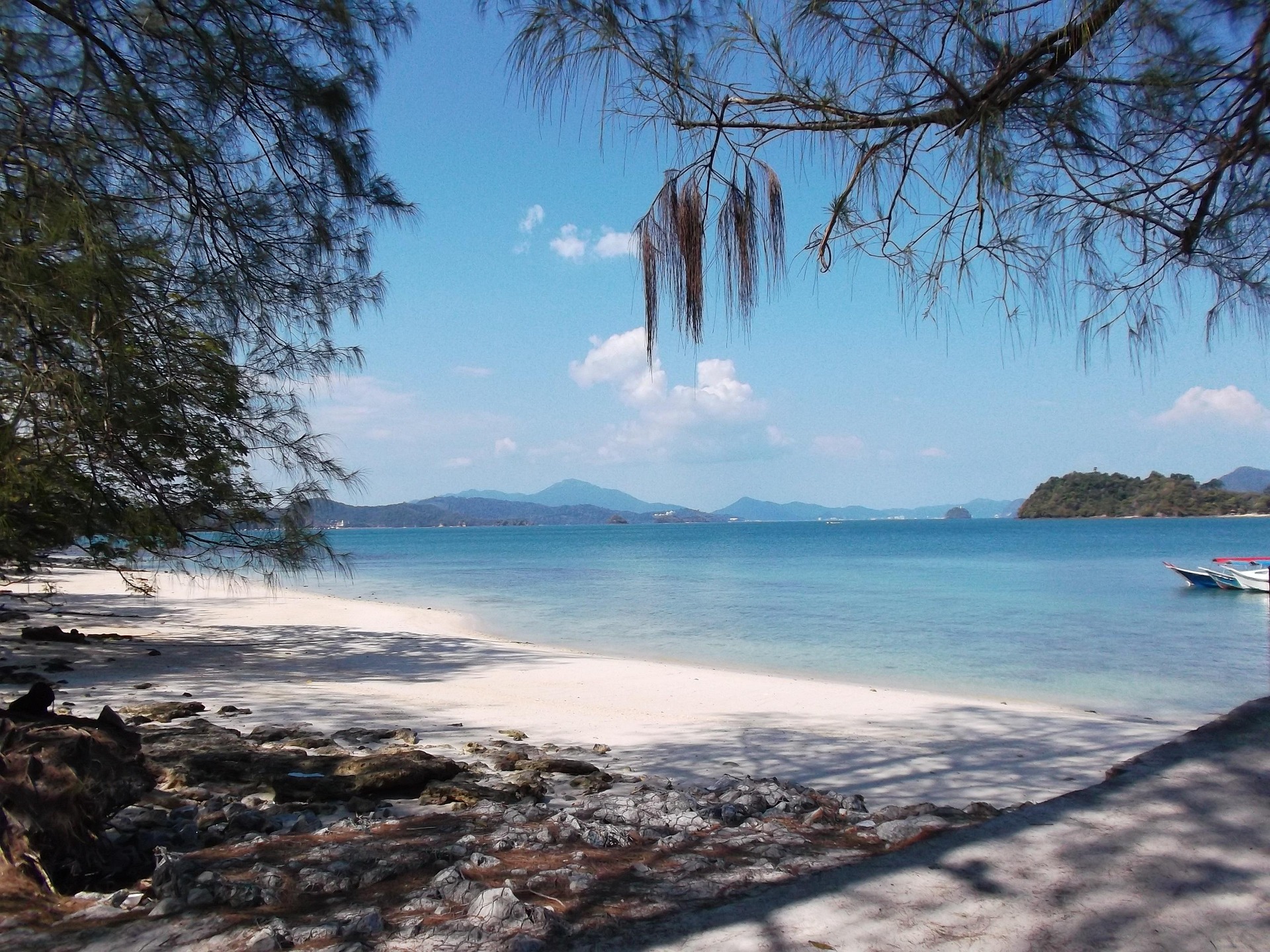 Kuala Lumpur Discovery Escape – 5 Nights / 6 Days — Kuala Lumpur, Genting Highlands, Batu Caves, Putrajaya, Malacca, Jonker Street,...