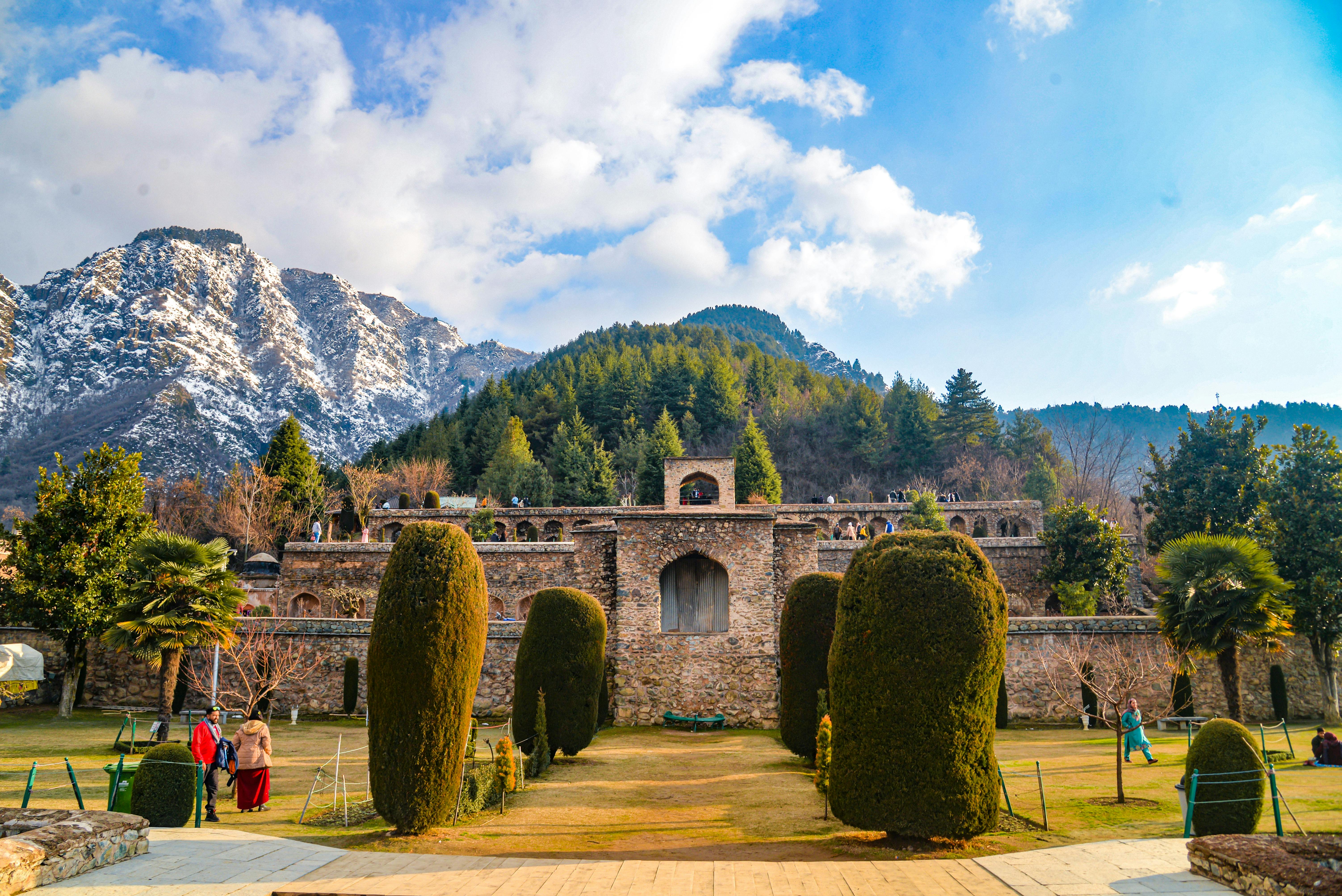 Kashmir Beyond Paradise – 8 Nights / 9 Days