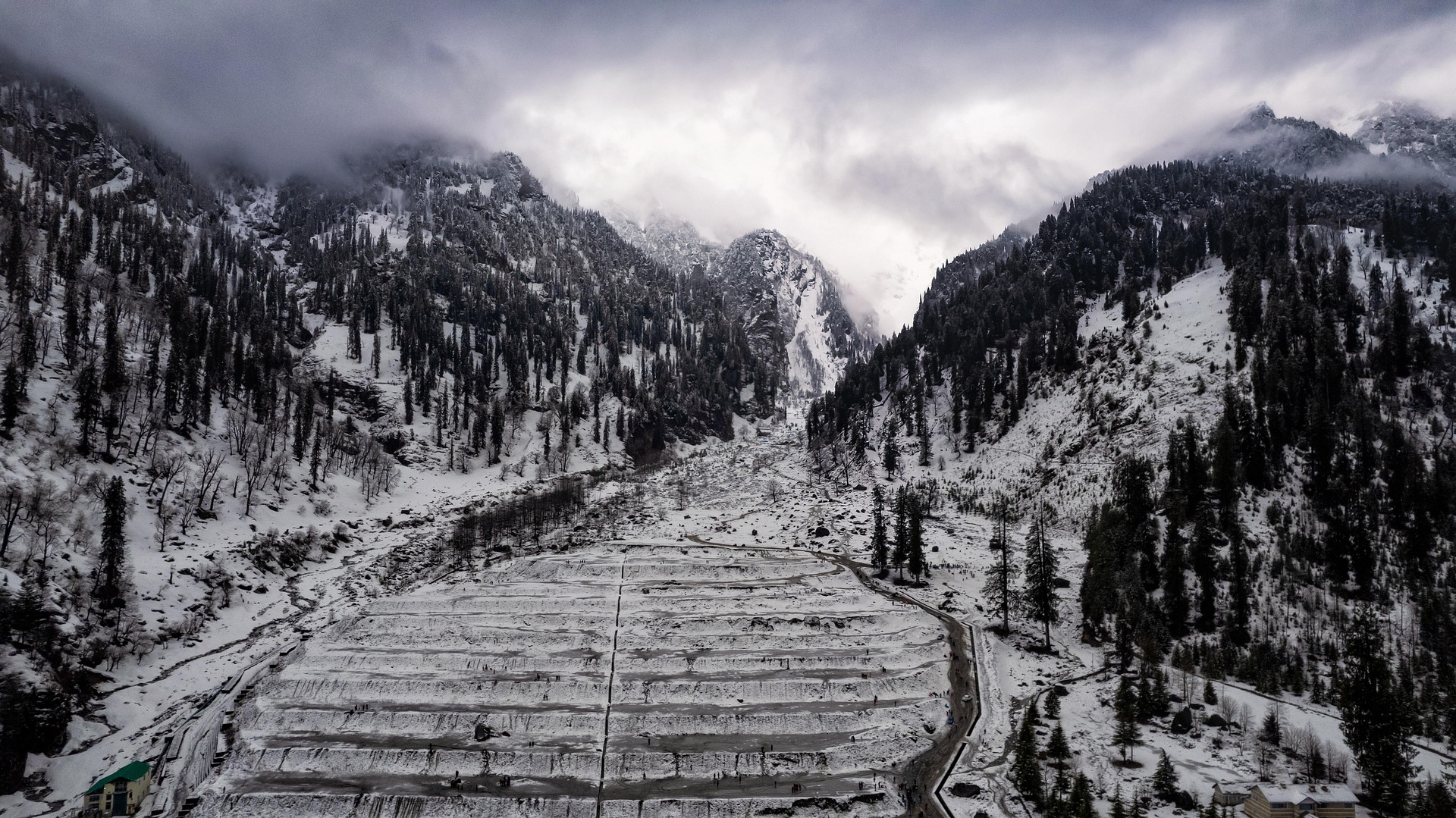 Shimla & Manali Luxury Escape – 5 Nights / 6 Days