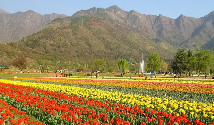 Kashmir Beyond Paradise – 8 Nights / 9 Days — Srinagar -> Sonmarg -> Gulmarg -> Pahalgam + Offbeat Kashmir