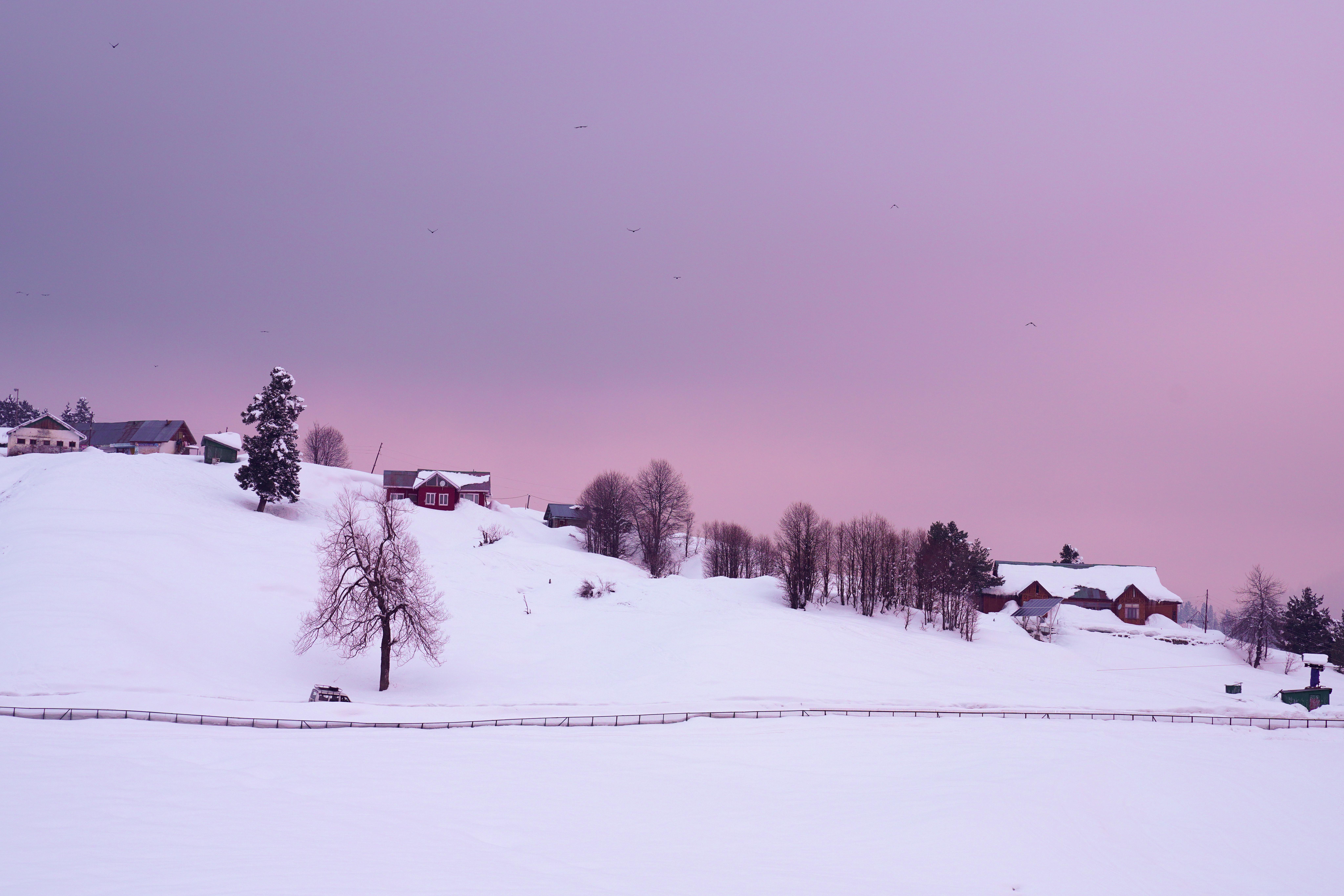Kashmir Beyond Paradise – 8 Nights / 9 Days